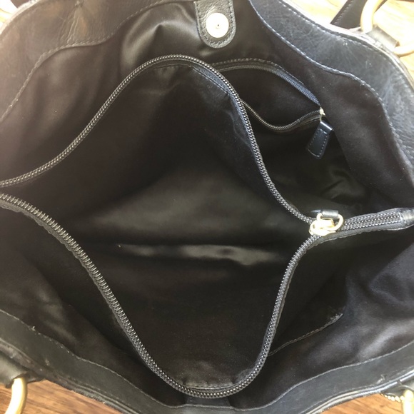 Black Coach Leather Handbag - Picture 5 of 7